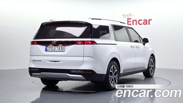 Kia Carnival 4-го поколения Diesel 9-Seater Prestige - фото 1
