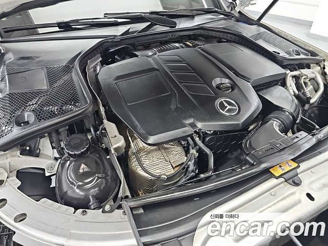 Mercedes-Benz C-Class W205 C220 d Avantgarde - фото 4