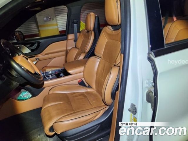 Lincoln Aviator 2-го поколения 3.0 Black Label AWD - фото 4