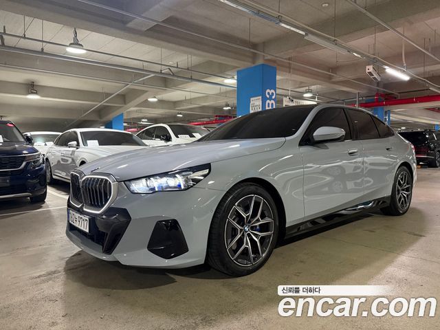 BMW 5 Series G60 523d xDrive M Sport - фото 1