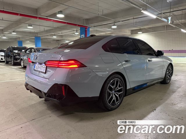 BMW 5 Series G60 523d xDrive M Sport - фото 2