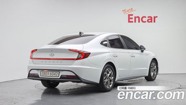 Hyundai Sonata DN8 2.0 Premium - фото 1