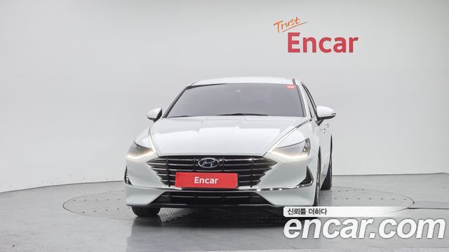 Hyundai Sonata DN8 2.0 Premium - фото 2
