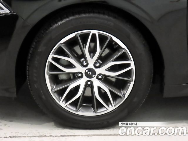 Kia K5 3-го поколения 2.0 LPI(Renter car) Trandy - фото 4