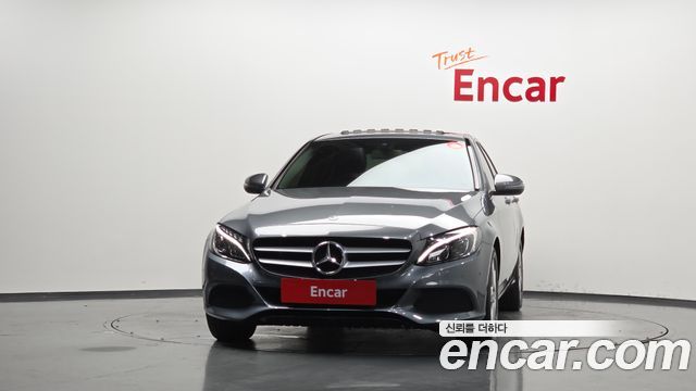 Mercedes-Benz C-Class W205 C200 d - фото 2