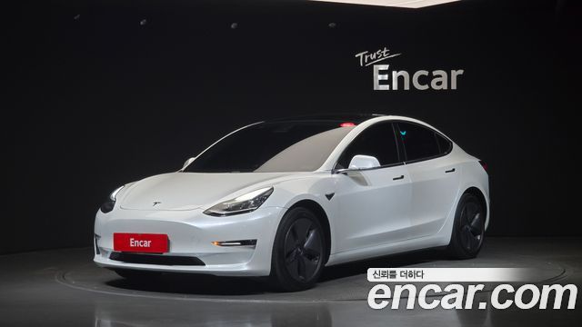 Tesla Model 3 Long Range AWD - фото 0