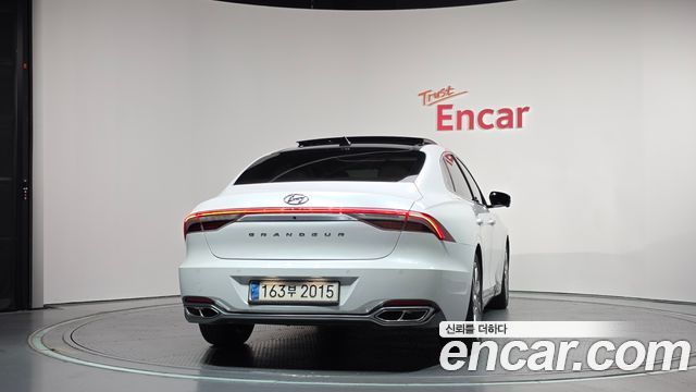 Hyundai Grandeur New IG, гибрид Calligraphy - фото 3