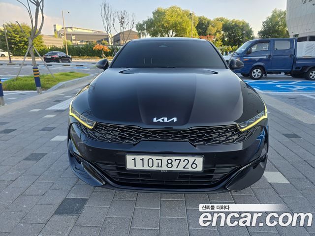 Kia K5 3-го поколения 2.0 Prestige - фото 1