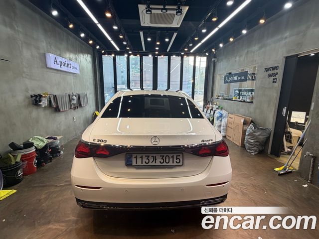 Mercedes-Benz E-Class W214 E300 4MATIC Exclusive - фото 3