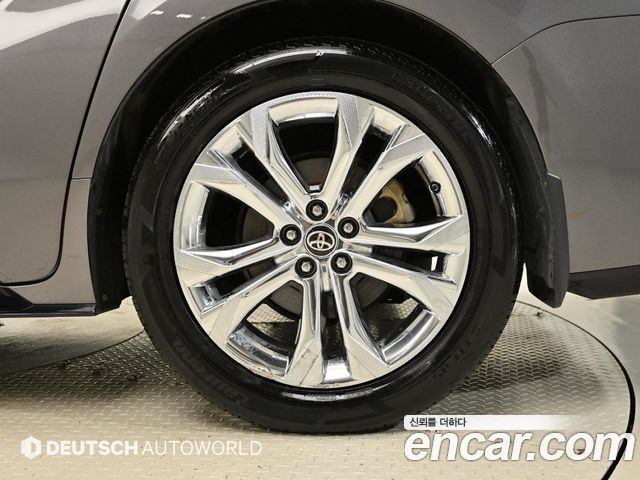 Toyota Sienna 4-го поколения 2.5 Hybrid 2WD - фото 4