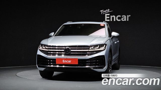 Volkswagen Touareg 3-го поколения 3.0 TDI Prestige - фото 2