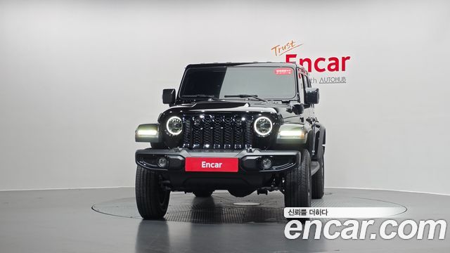 Jeep Wrangler JL 2.0 Overland 4Door 4xe - фото 1