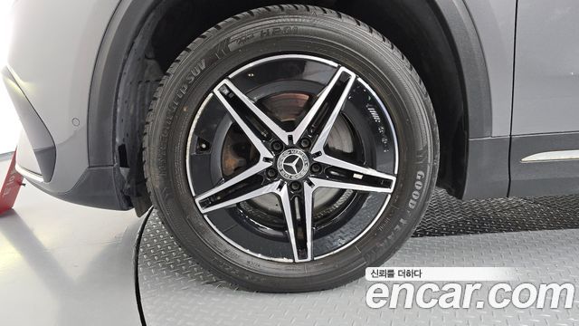 Mercedes-Benz EQA H243 EQA250 AMG Package Plus - фото 3