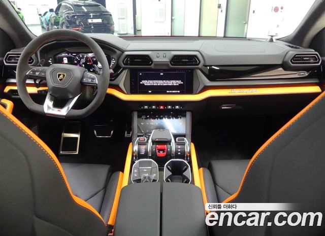 Lamborghini Urus 4.0 V8 SE - фото 3