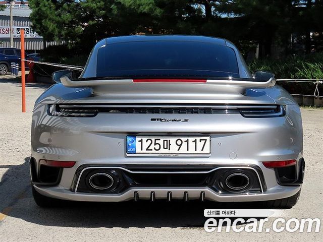 Porsche 911 Turbo S - фото 3