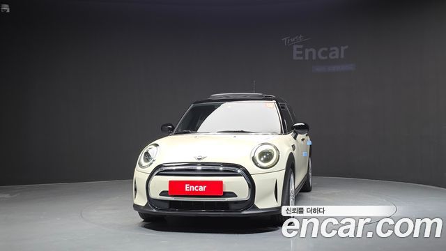 Mini Cooper 5-Door Classic Plus 3rd - фото 2