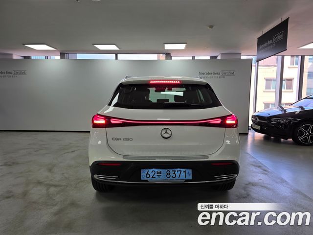 Mercedes-Benz EQA H243 EQA250 Progressive - фото 3