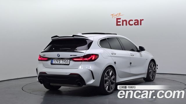 BMW 1 Series F40 M135i xDrive - фото 1