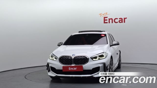 BMW 1 Series F40 M135i xDrive - фото 2