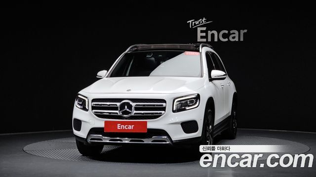 Mercedes-Benz GLB-Class X247 GLB220 - фото 1