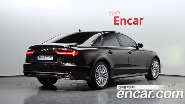 Audi A6 35 TDI Premium C7 - фото 1