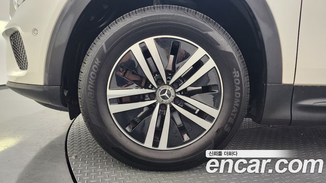 Mercedes-Benz GLB-Class X247 GLB200 d - фото 4