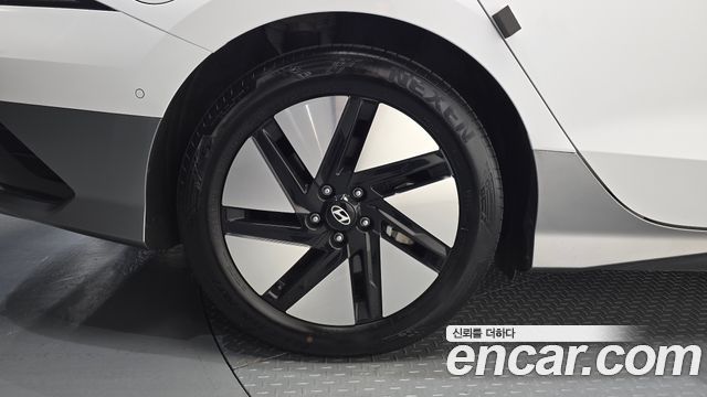 Hyundai Ioniq6 Long Range AWD Prestige - фото 4
