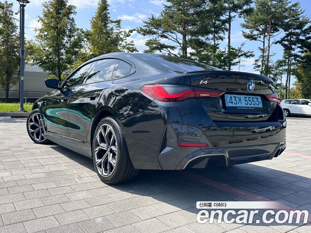 BMW i4 eDrive40 M Sports Pro - фото 1