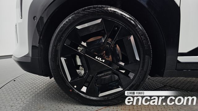 Kia EV3 Long Range 2WD GT Line - фото 4