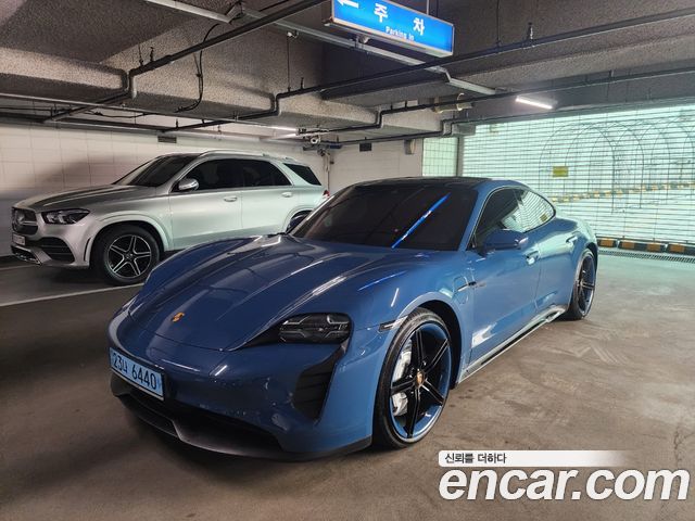 Porsche Taycan GTS - фото 0