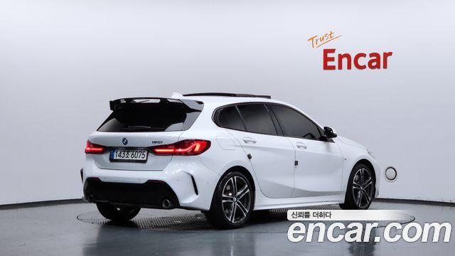 BMW 1 Series F40 120i M Sports - фото 1