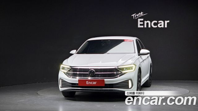 Volkswagen Jetta 7-го поколения 1.5 TSI Premium - фото 2