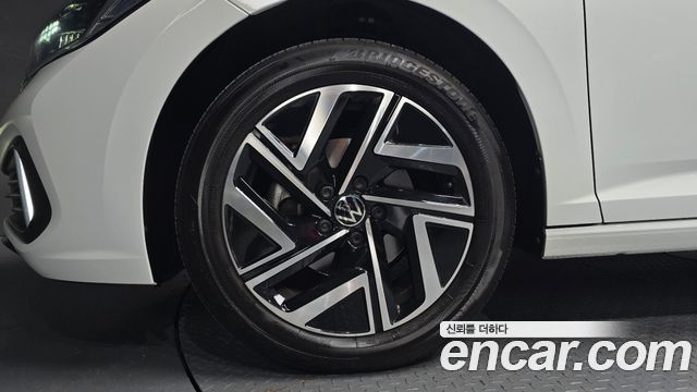 Volkswagen Jetta 7-го поколения 1.5 TSI Premium - фото 4
