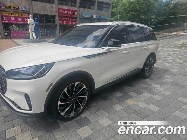 Lincoln Aviator 2-го поколения 3.0 Reserve AWD - фото 2