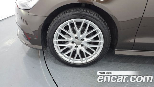 Audi A6 35 TDI Premium C7 - фото 4