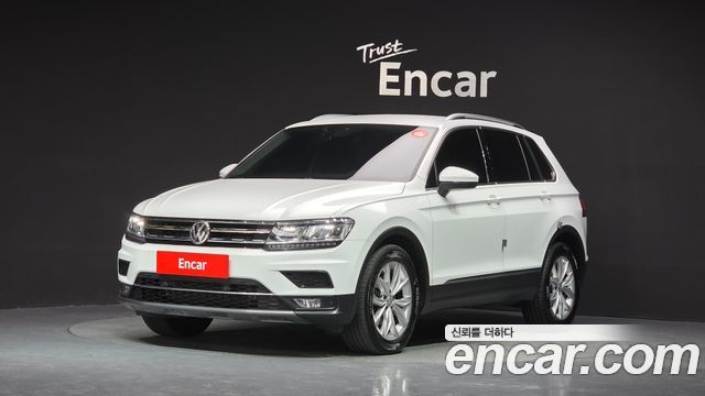 Volkswagen Tiguan 2-го поколения 2.0 TDI Premium - фото 0