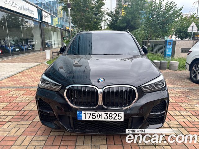 BMW X1 F48 xDrive 20i M Sport - фото 0