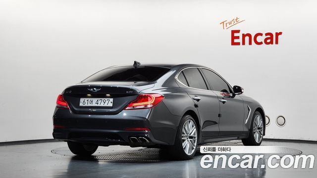 Genesis G70 2.0T Elite - фото 1