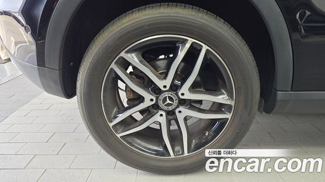 Mercedes-Benz GLA-Class X156 GLA220 - фото 4