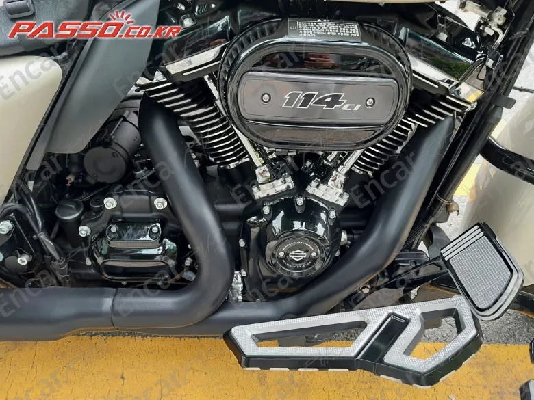 HARLEY-DAVIDSON ROAD GLIDE SPECIAL - фото 6