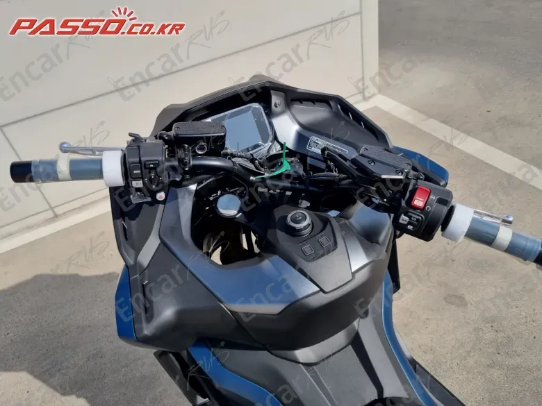 HONDA FORZA 750 - фото 3