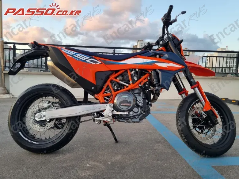 KTM 690 SMC R - фото 0