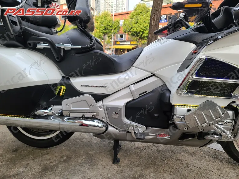 HONDA GOLDWING 1800 - фото 5