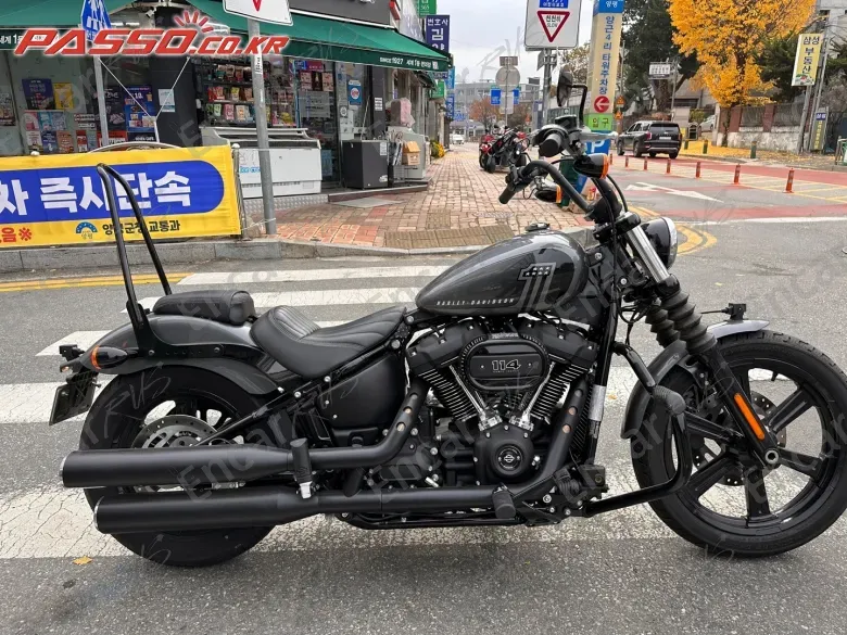 HARLEY-DAVIDSON STREET BOB 114 - фото 0