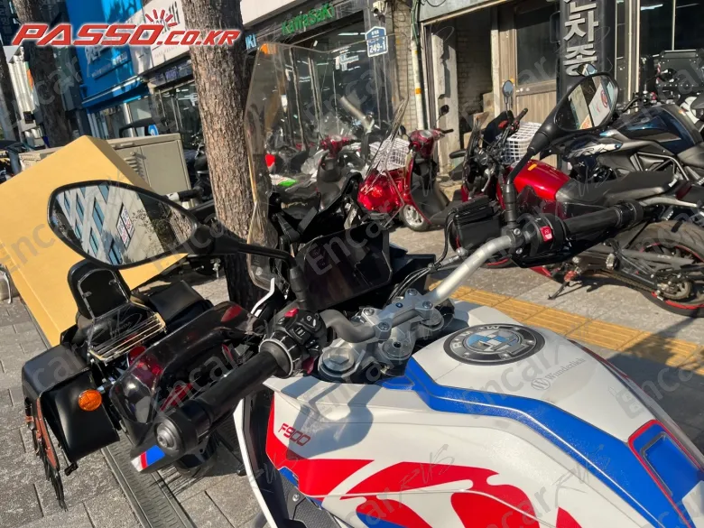 BMW F 900 XR - фото 6