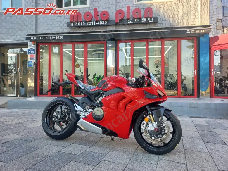 DUCATI PANIGALE V4 - фото 0