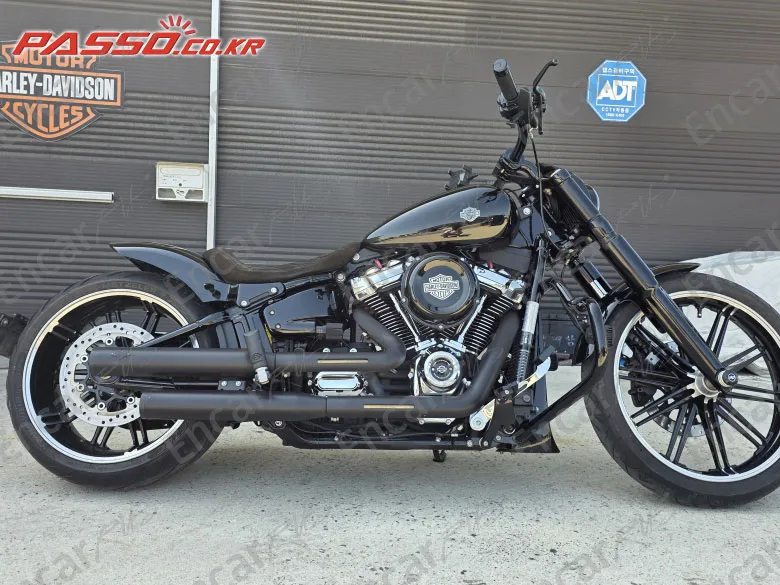 Harley-Davidson Breakout - фото 0