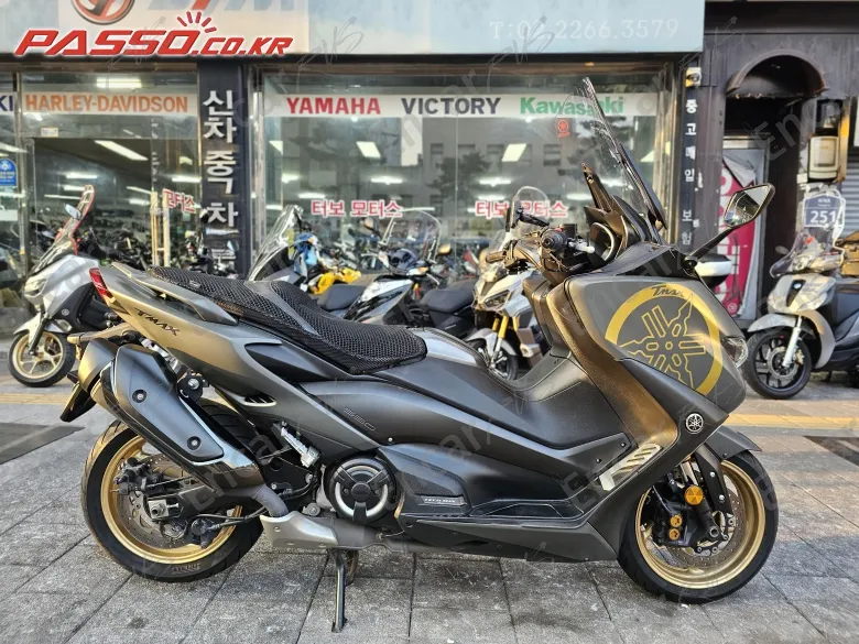 YAMAHA T MAX 560 - фото 0