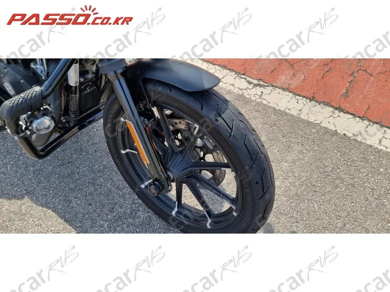 HARLEY-DAVIDSON XL 883 N - фото 5
