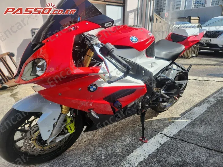 BMW S 1000 RR - фото 1